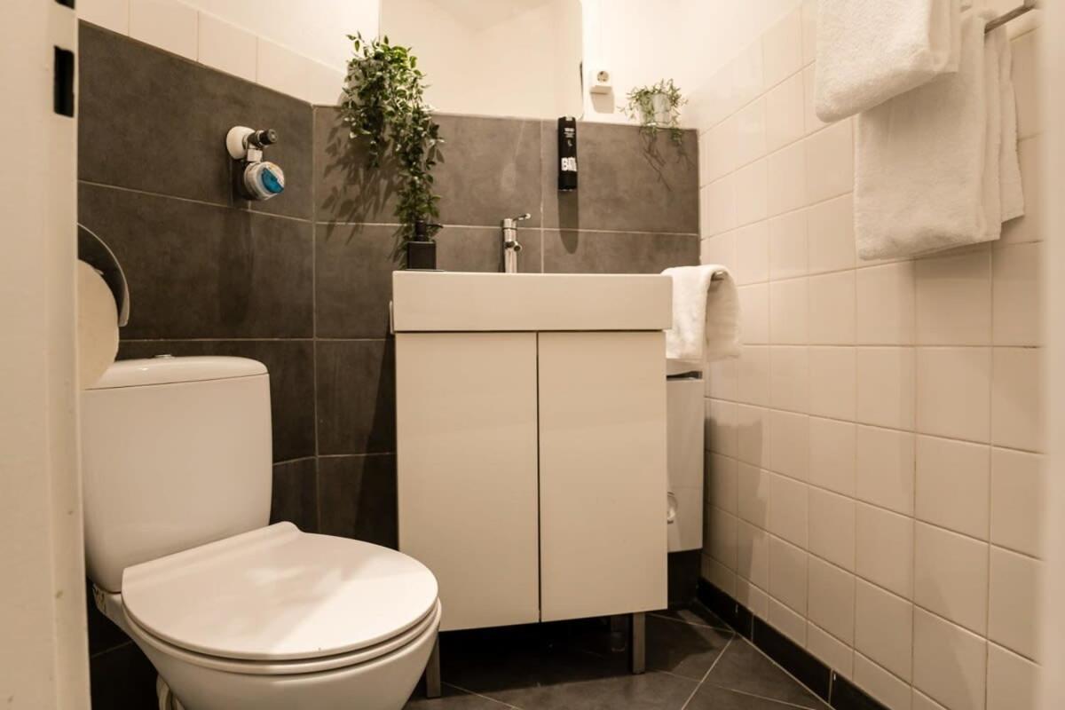 Industrial Loft In Berlin Mitte Leilighet Eksteriør bilde